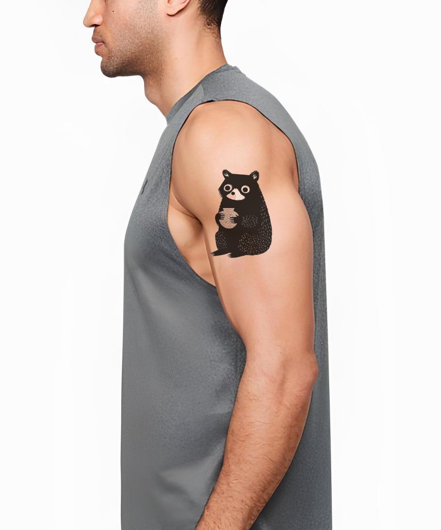 Idea tatuaggio borraccia orsetto carino