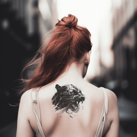 Desenho de Tatuagem de Retrato de Pantera Negra Ameaçadora