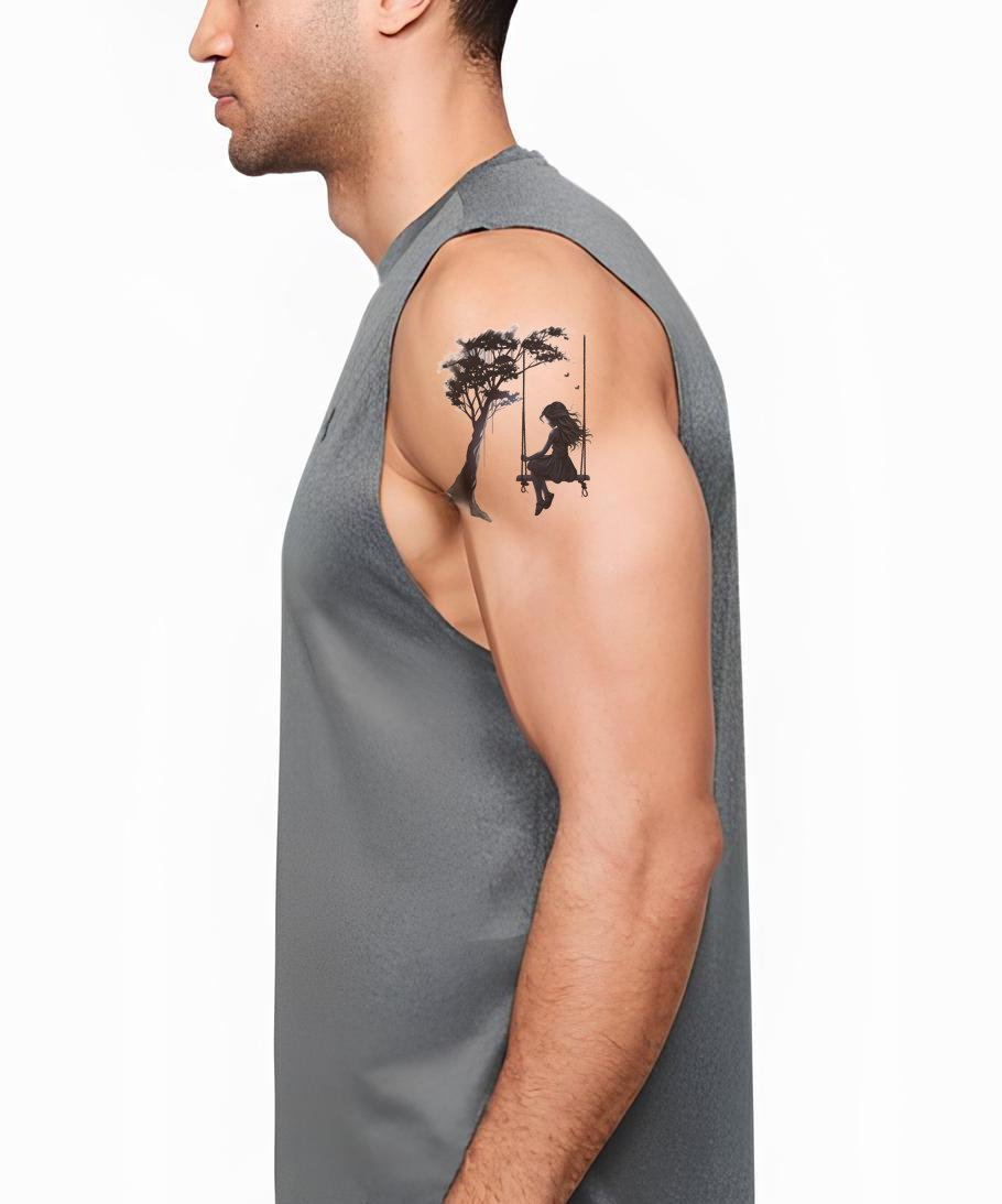 Mädchen auf Schaukel Silhouette Tattoo Design