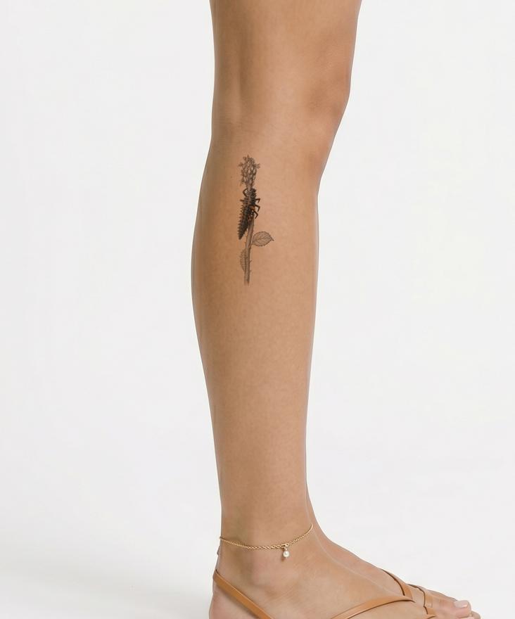 Nyckelpigelarv och bladlöss, tatueringsdesign