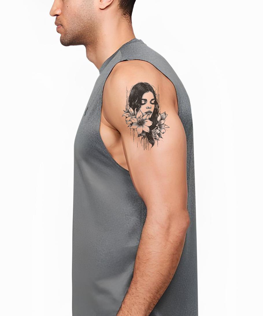 백합과 그런지 디테일이 있는 초상화 타투 디자인