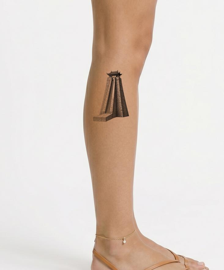 Tatueringsdesign av ett stentorn som mäter himlen