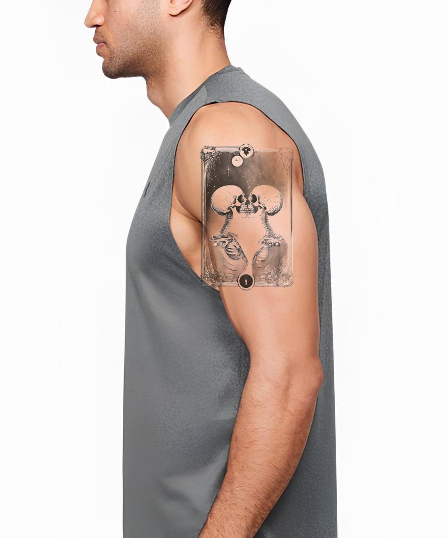 Тату-дизайн карты Таро с зеркальными черепами