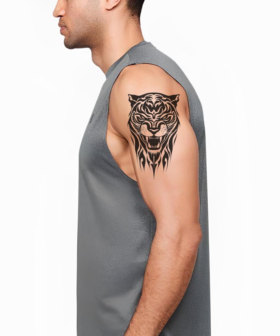 Brølende stamme tiger tatoveringsdesign