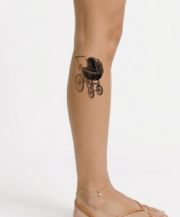 Diseño de tatuaje de cochecito victoriano