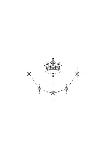Tatouage fine line de Cassiopée avec une petite couronne