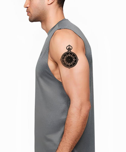 Idea de tatuaje de reloj de bolsillo sin agujas en blackwork