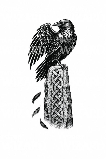 Diseño de tatuaje de un cuervo sobre una piedra erguida celta