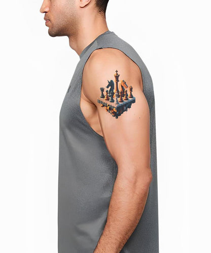 Ideia de Tatuagem de Tabuleiro de Xadrez Dourado