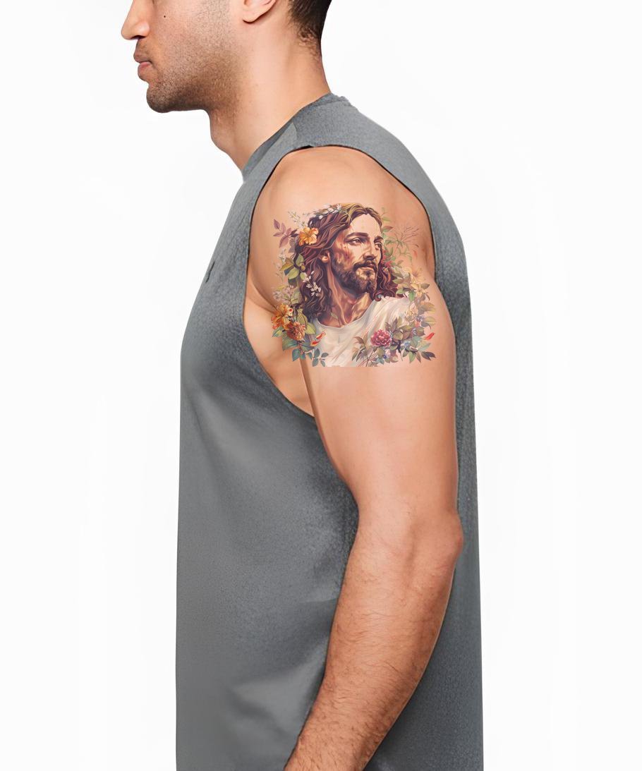 Savior Jesus Christ e Design de Tatuagem com a Natureza