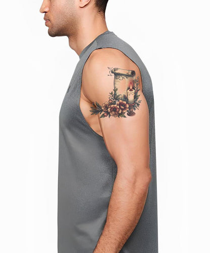 Altes Pergament und Kerzen-Tattoo-Design