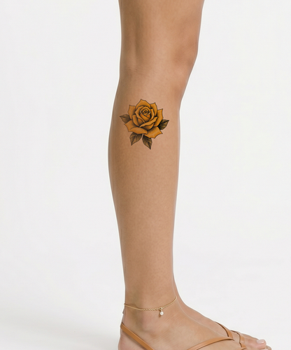 Mid-century-tyylinen keltainen ruusu pisteytettynä tatuointina