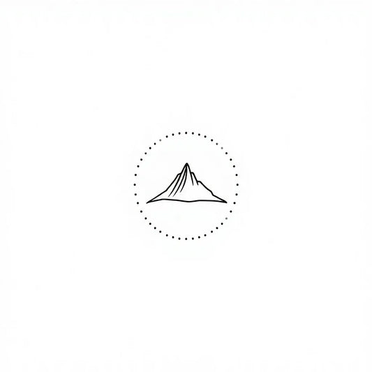 Minimalistisches Berg-Kreis Tattoo-Design