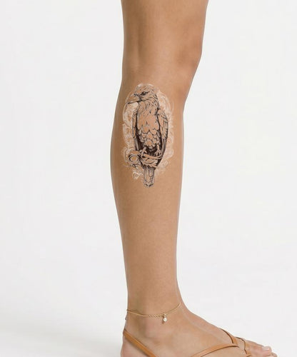 Projekt tatuażu w stylu Old School z krukiem