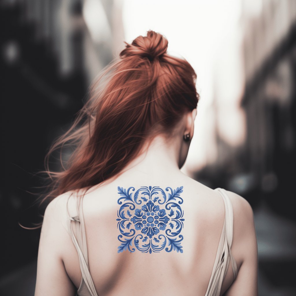 Conception de tatouage azulejo traditionnel bleu
