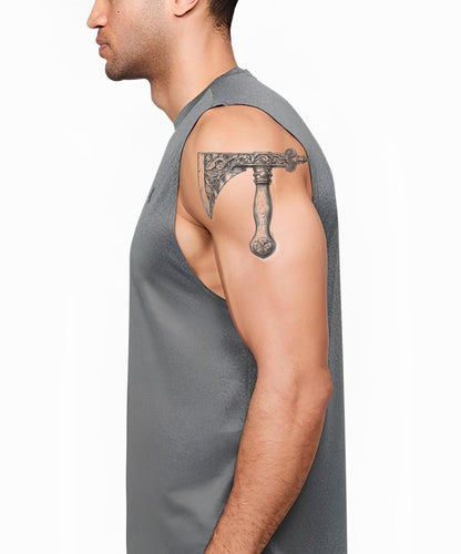 Design del Tatuaggio di Ascia Vikinga Corta Ornata