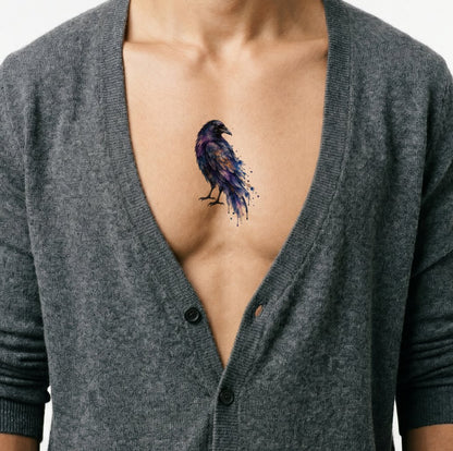 Indigo aquarel-tattoo-ontwerp met raaf