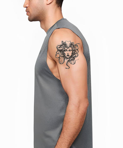 Boceto de la idea del tatuaje de una gorgona enojada