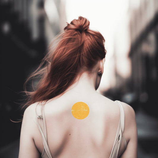 Stralende Zon Druppel Tattoo Illustratie
