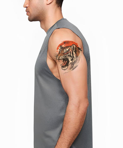 Diseño de Tatuaje Vieja Escuela Tigre Rugiente