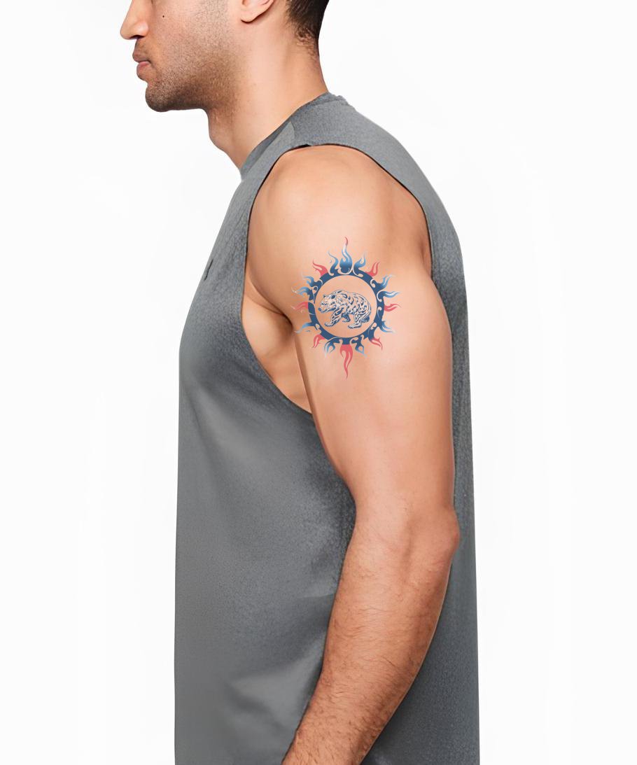 Design de tatouage emblème tigre rayons de soleil