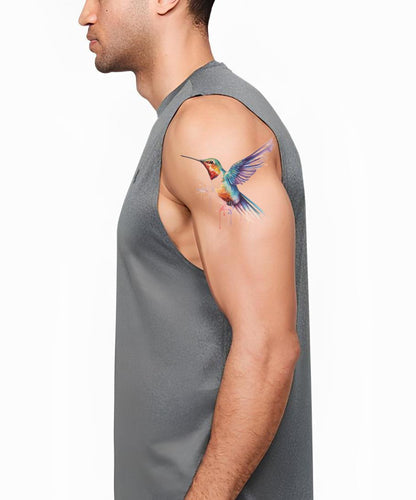 Aquarellfarbenes, farbenfrohes Kolibri-Tattoo-Design